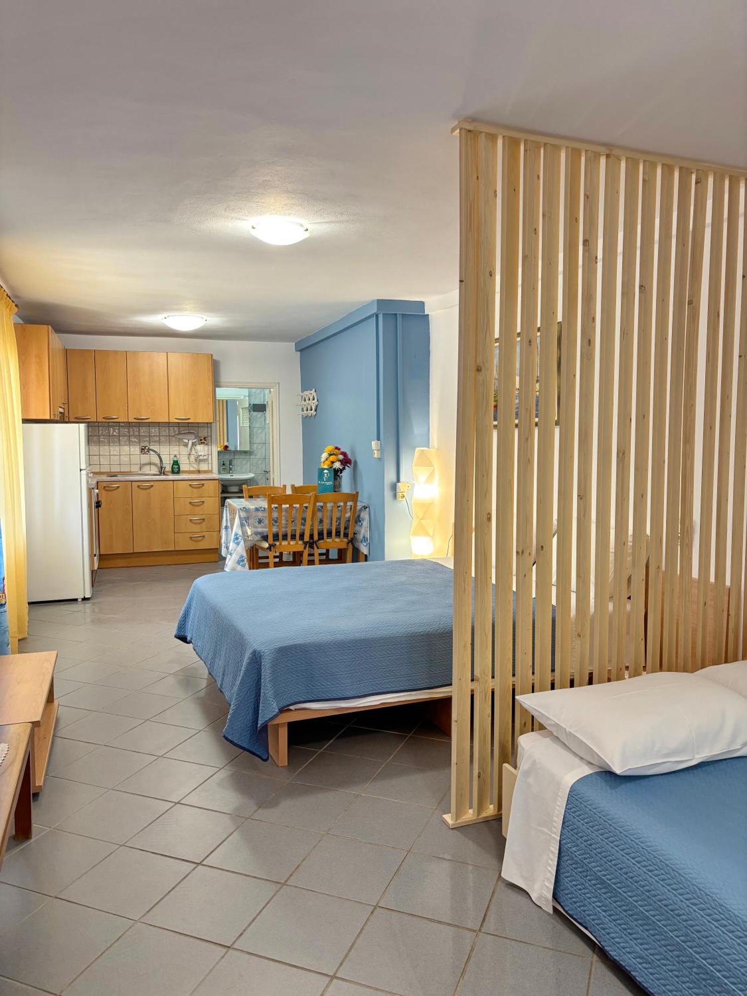 Filio Rooms Kalamos  Zimmer foto